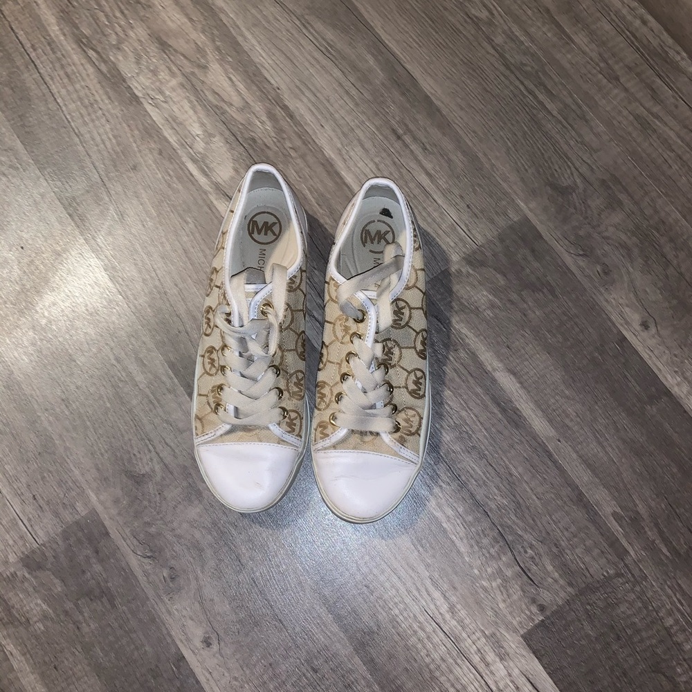 Micheal Kors shoes